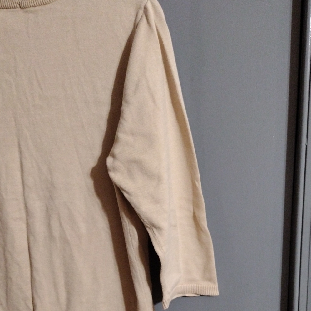 Floral Embroidered Comfortable And Stylish Beige Cardigan Sweater - Picture 3 of 3